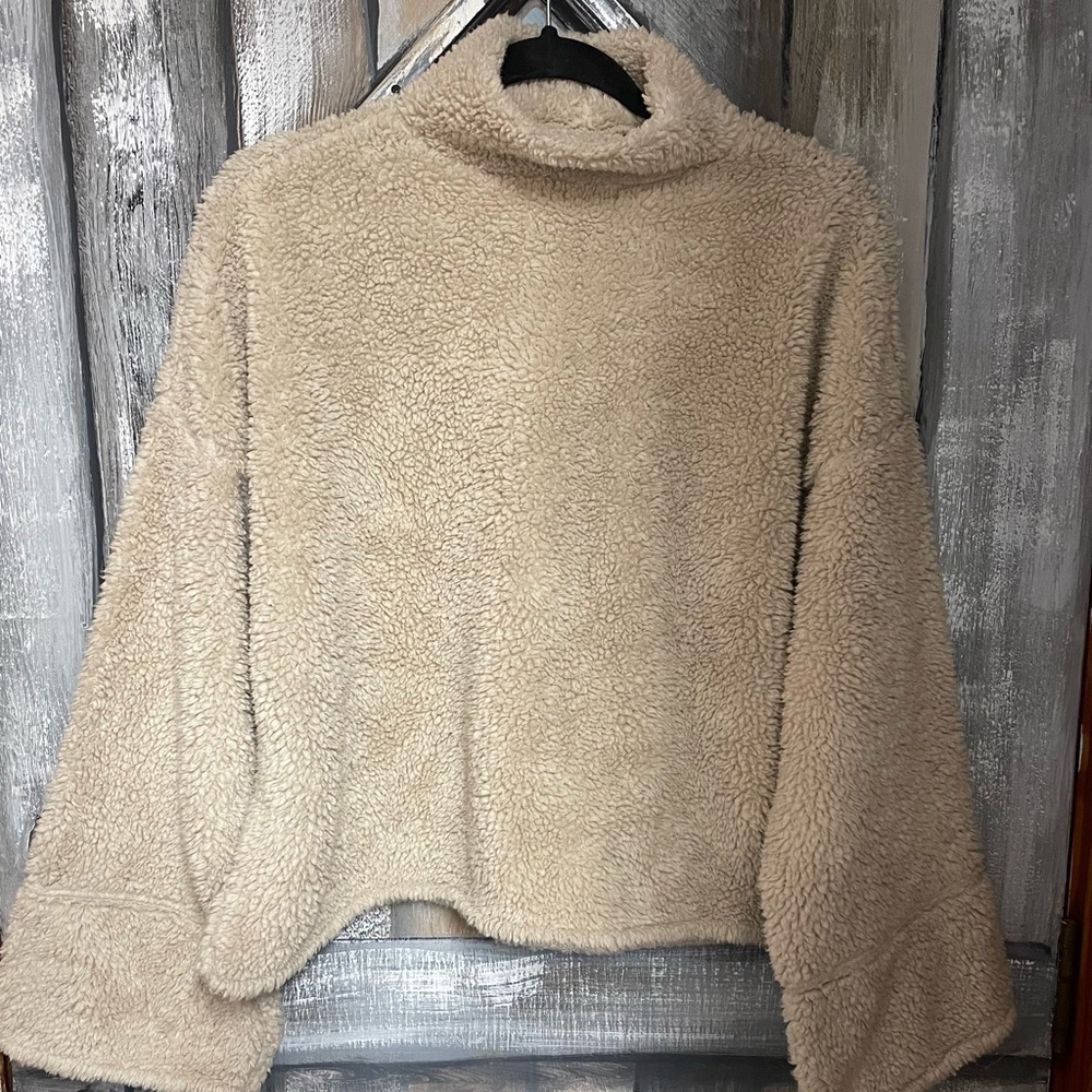Brooklyn cloth Bell Sleeve Sherpa fleece Sweater